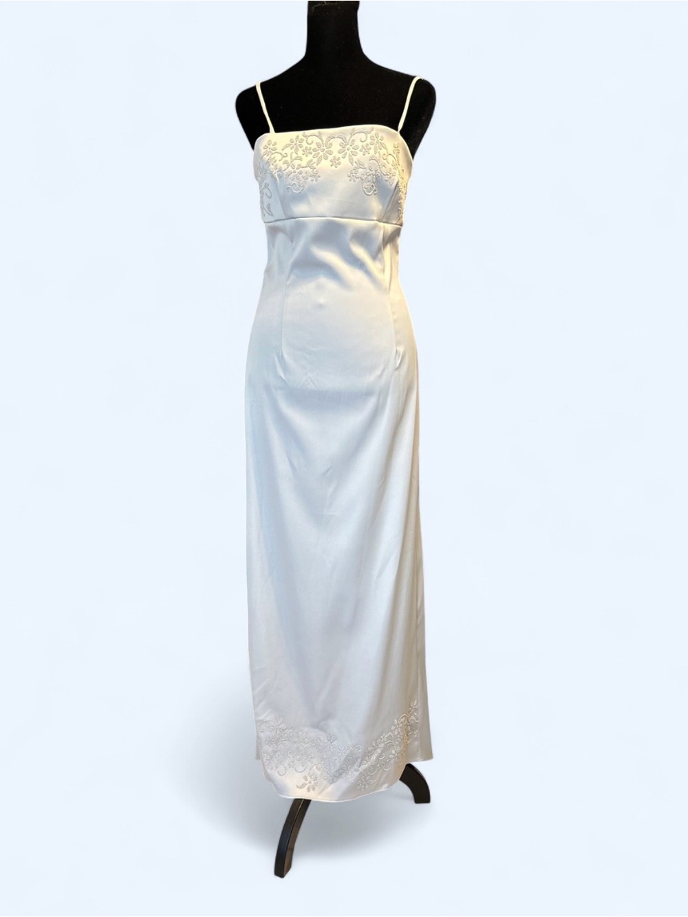 SALLY USA Silver Satin Maxi Dress L,Spaghetti Straps Flowing Skirt Beaded Detail